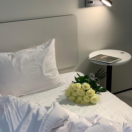 Ultramarinn Hotel 敖德萨 外观 照片