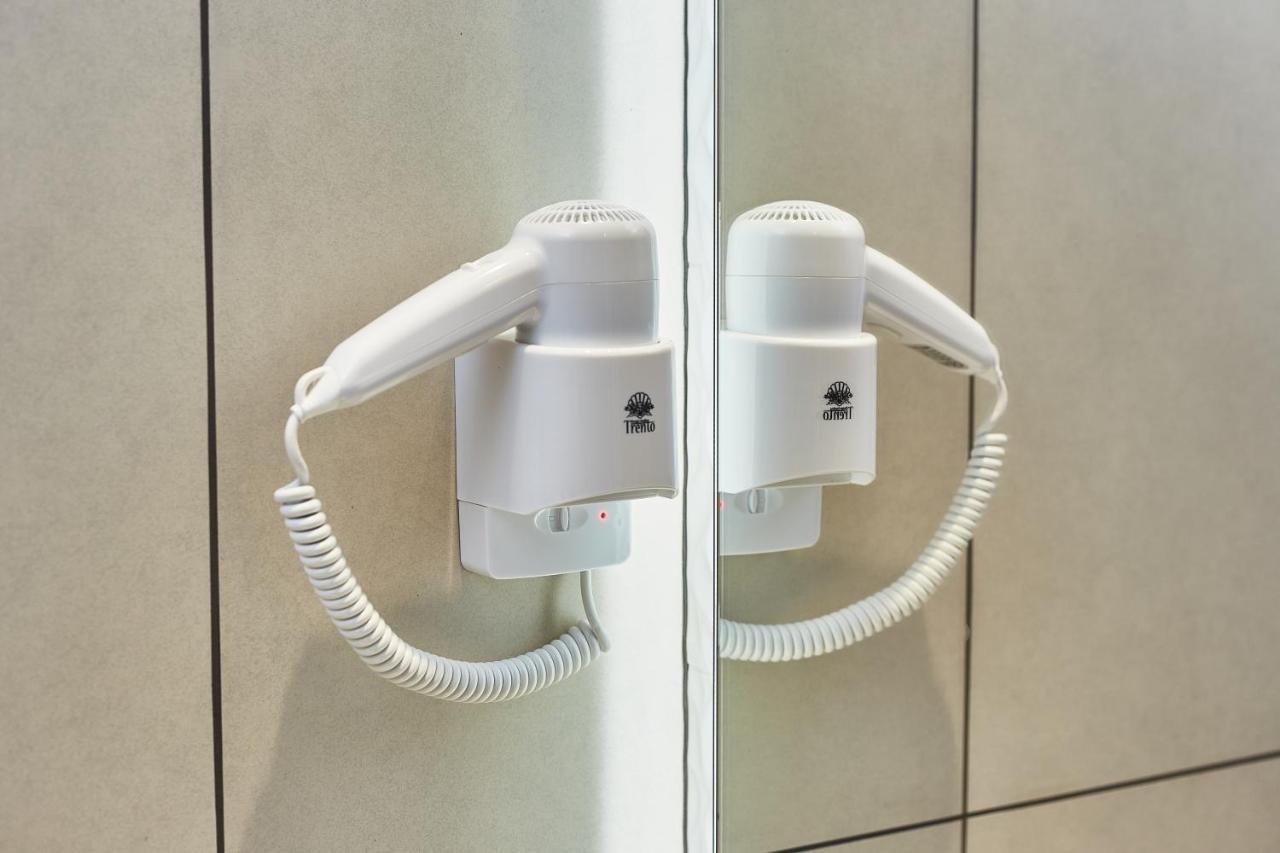 Ultramarinn Hotel 敖德萨 外观 照片