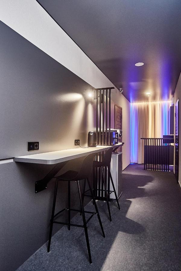 Ultramarinn Hotel 敖德萨 外观 照片
